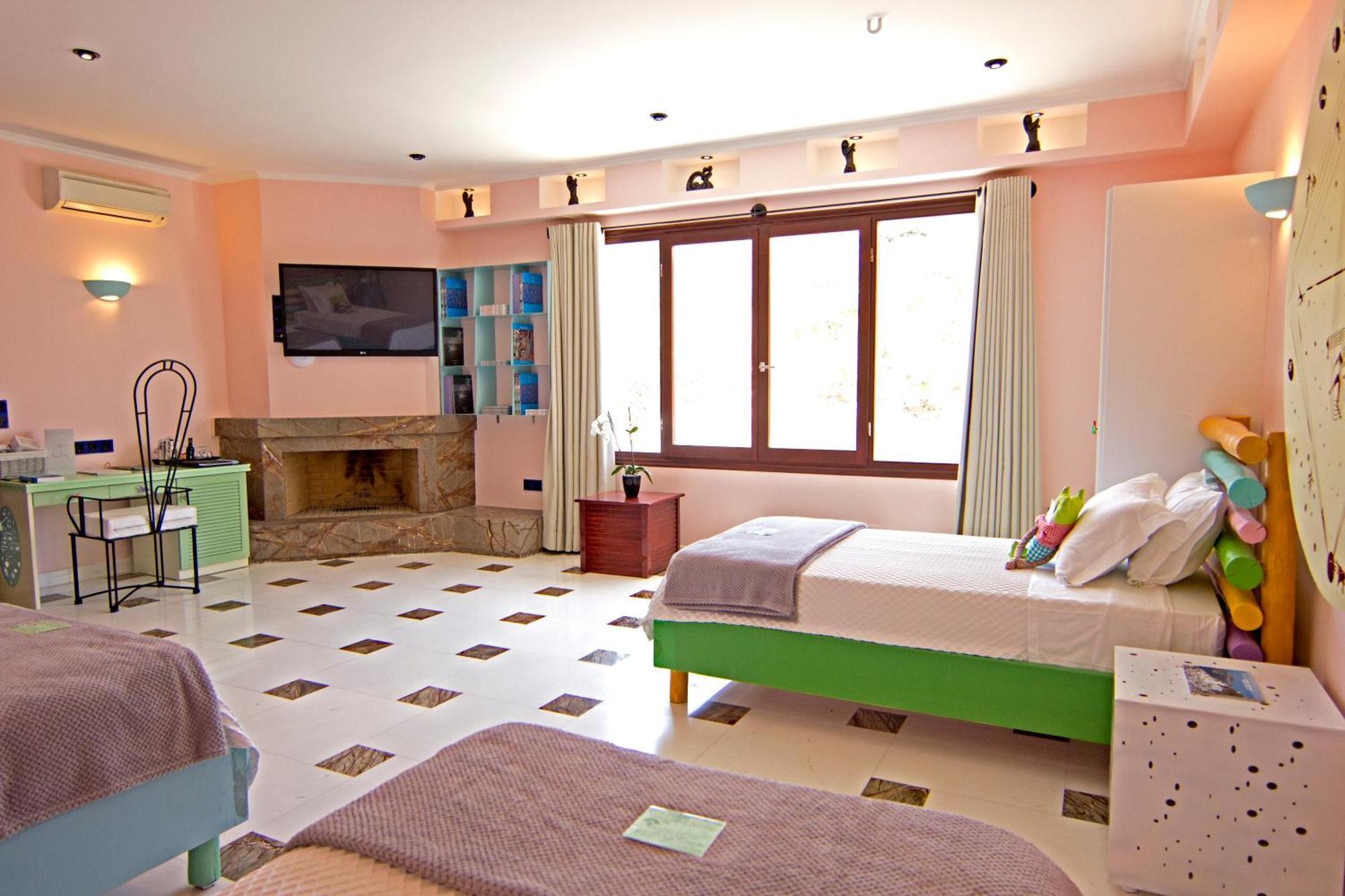Agalia Luxury Suites Koumpara 部屋 写真