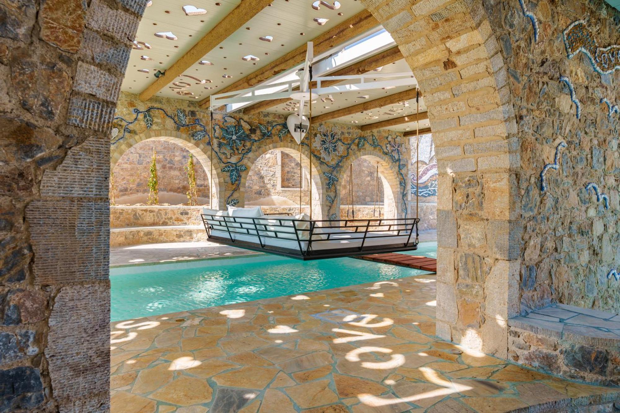 Agalia Luxury Suites Koumpara エクステリア 写真
